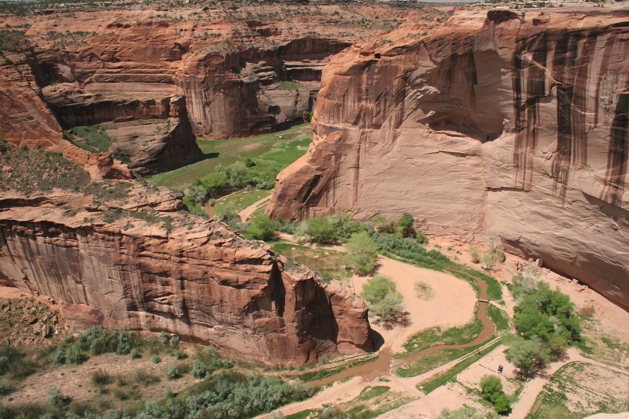 Thunderbird Lodge Чинли Екстериор снимка